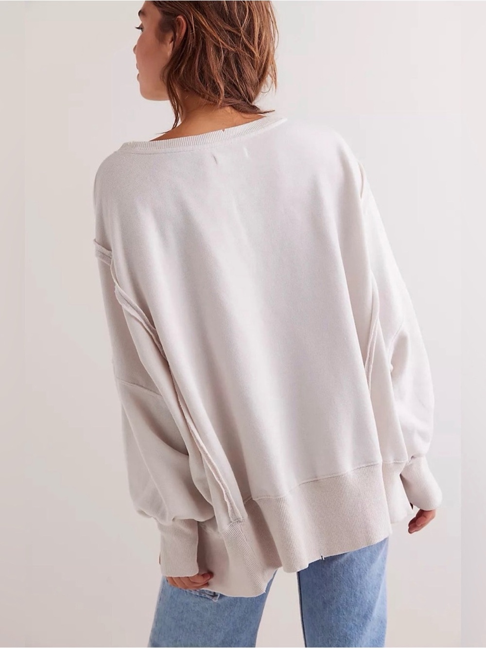 WE THE FREE CREAM HIGHLAND COW GRAPHIC CAMDEN PULLOVER SWEATSHIRT Sz S OVERSIZED - Picture 2 of 9